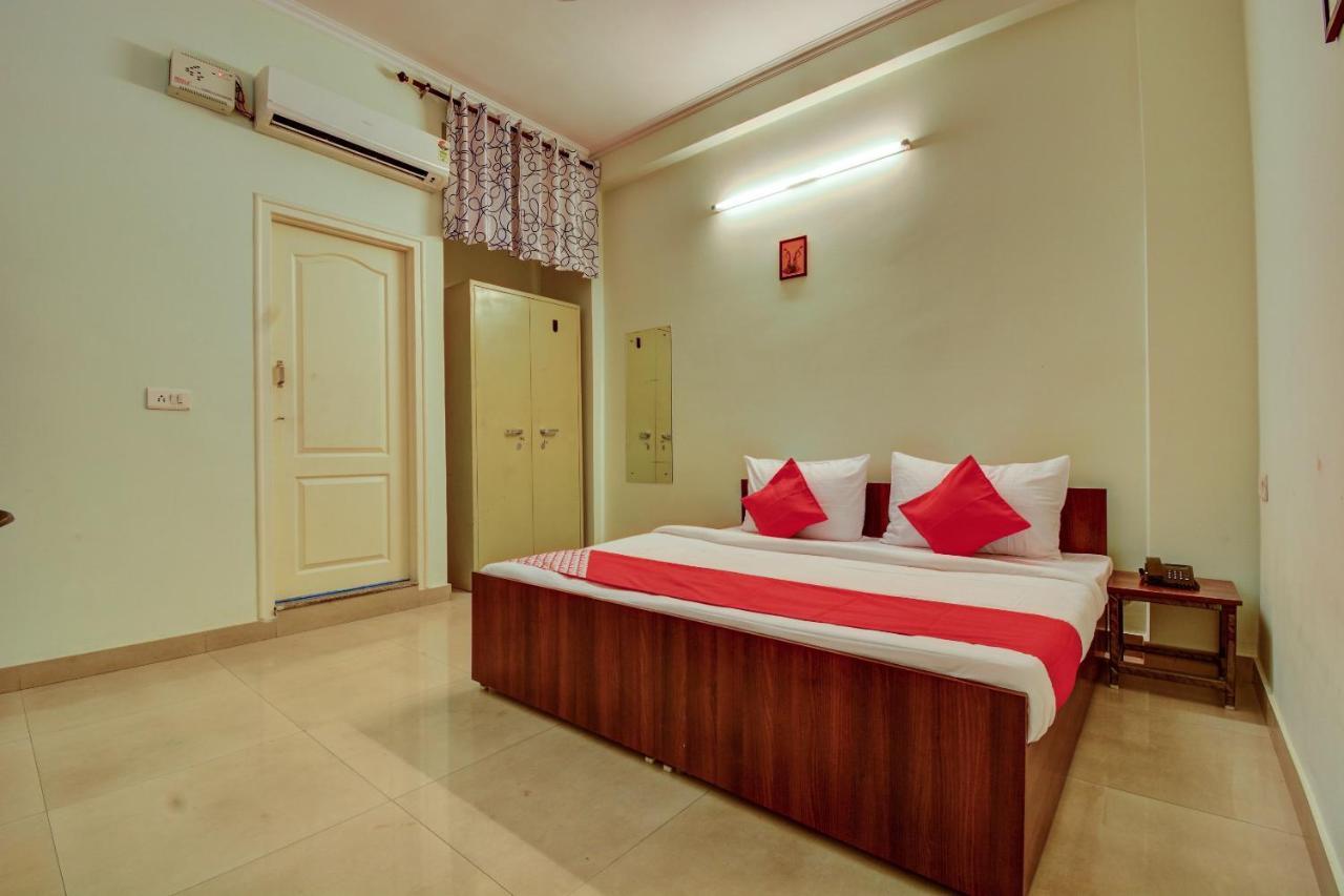 Oyo Hotel Prayag Jaipur Exteriör bild
