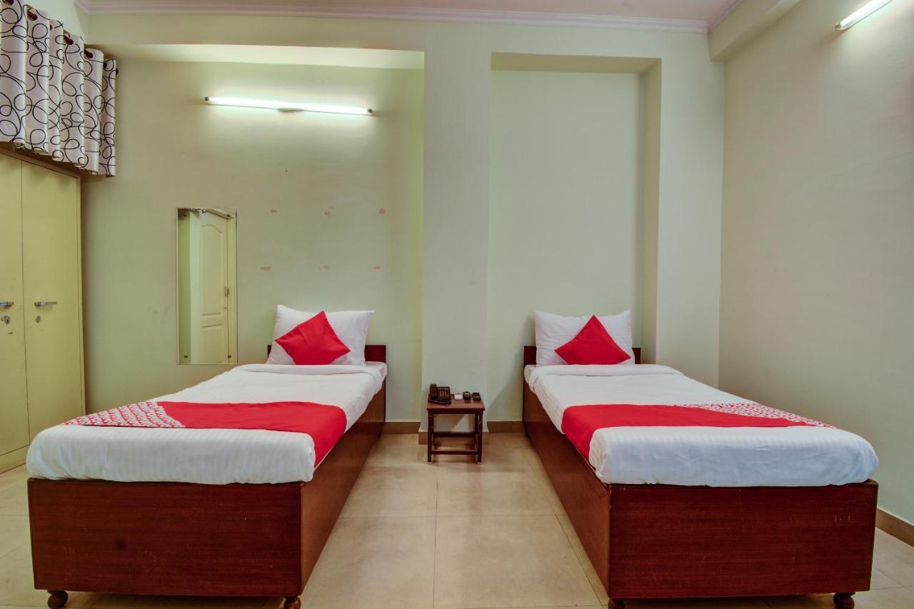 Oyo Hotel Prayag Jaipur Exteriör bild